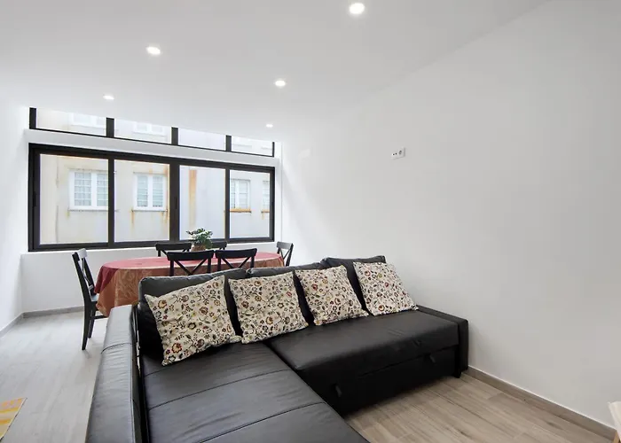 T4 Furadouro With Sea View Овар