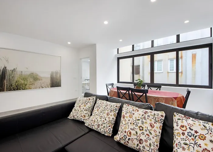 Апартаменты T4 Furadouro With Sea View