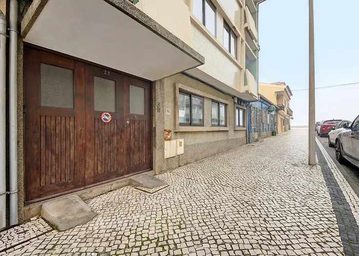 T4 Furadouro With Sea View *