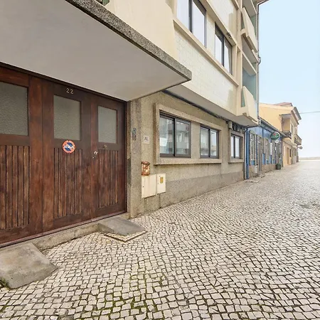 T4 Furadouro With Sea View *